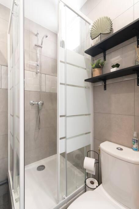 Parisian & Chic Appartement -15 Min From Paris Center Ivry-sur-Seine Exteriör bild