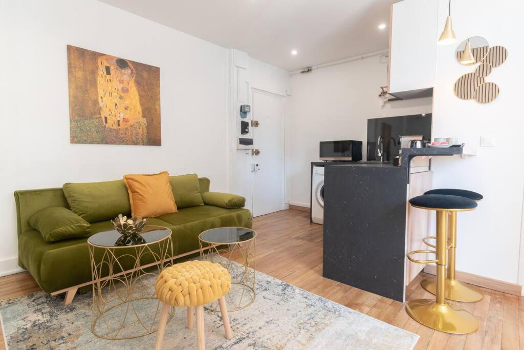 Parisian & Chic Appartement -15 Min From Paris Center Ivry-sur-Seine Exteriör bild